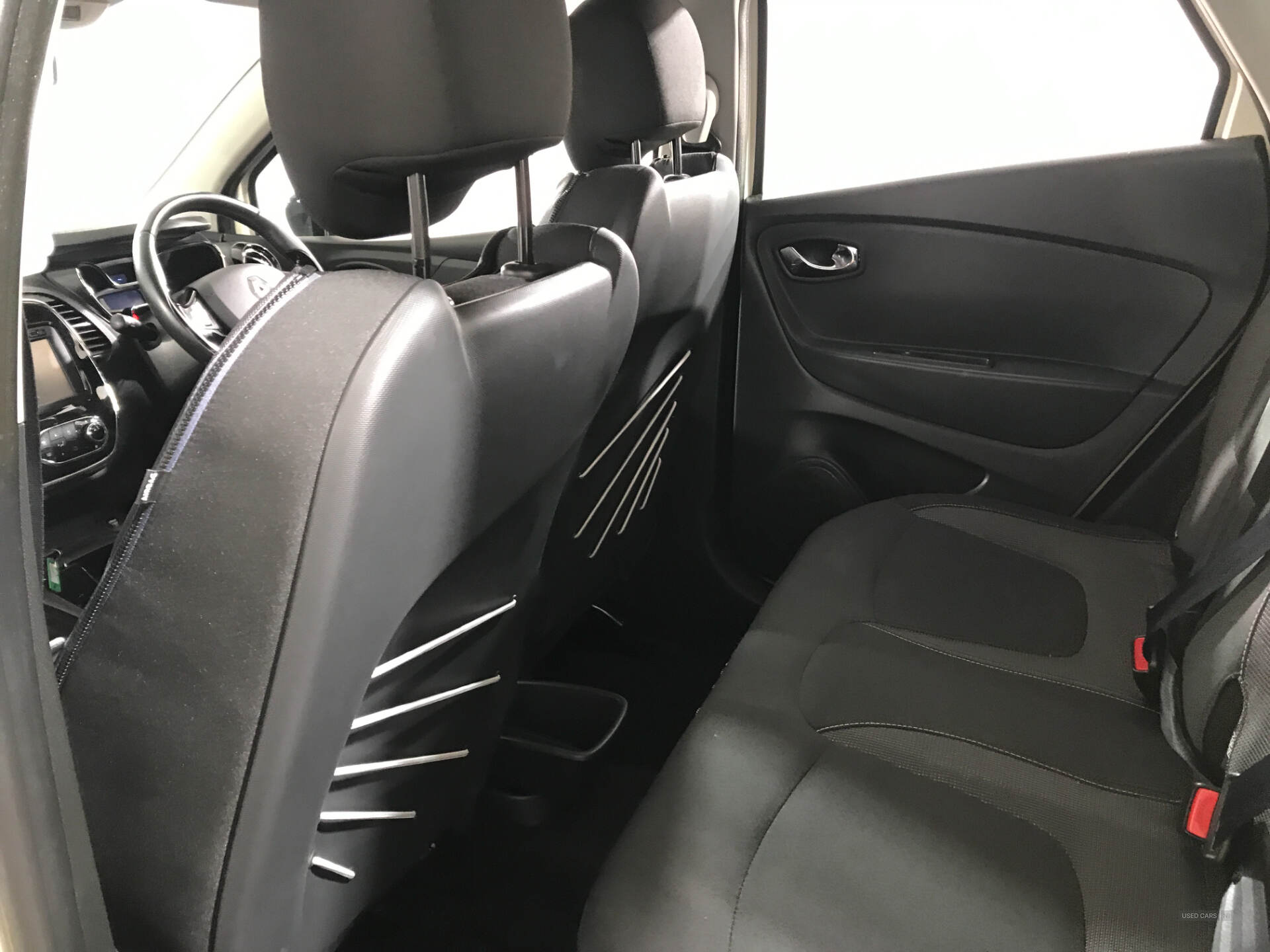Renault Captur DIESEL HATCHBACK in Antrim