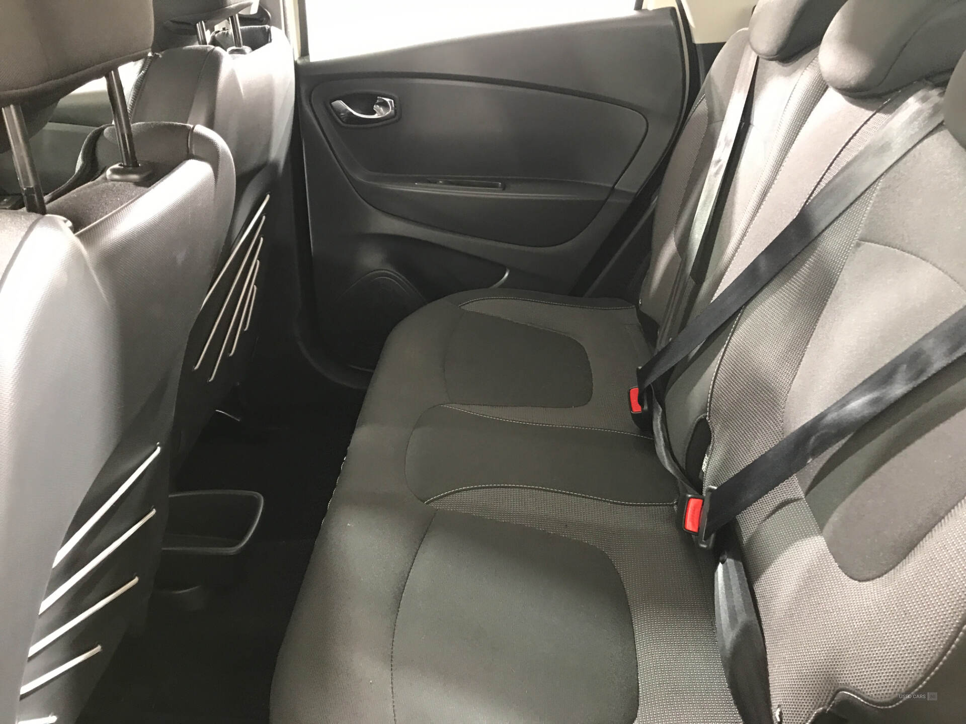 Renault Captur DIESEL HATCHBACK in Antrim