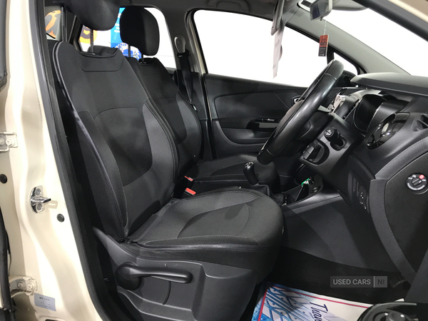 Renault Captur DIESEL HATCHBACK in Antrim