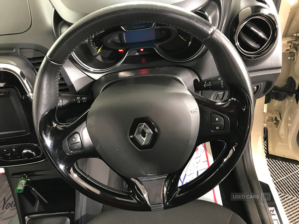 Renault Captur DIESEL HATCHBACK in Antrim