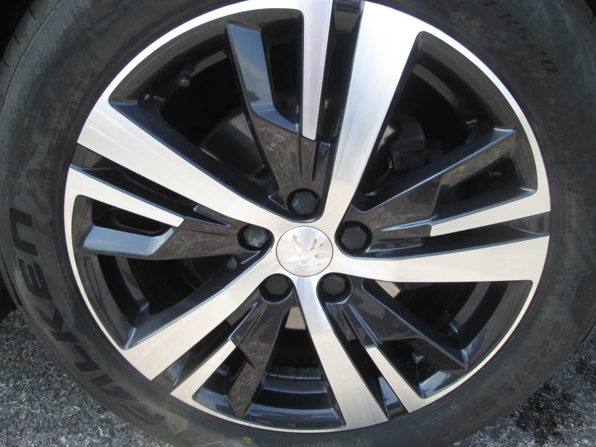 Car Thumbnail 6