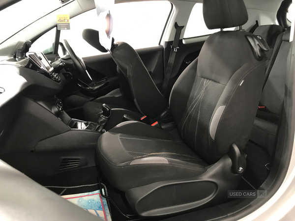 Peugeot 208 HATCHBACK in Antrim