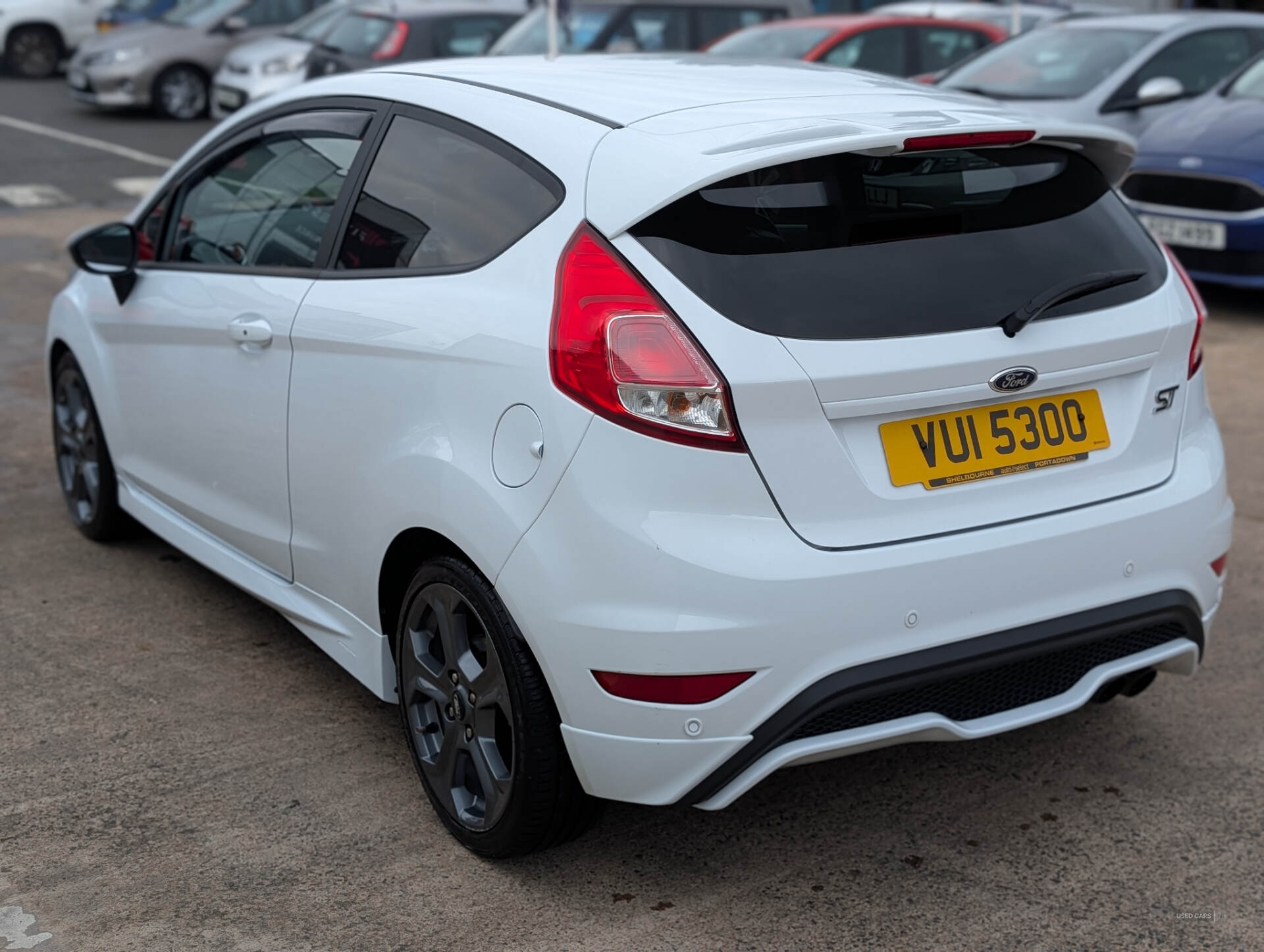 Car Thumbnail 4