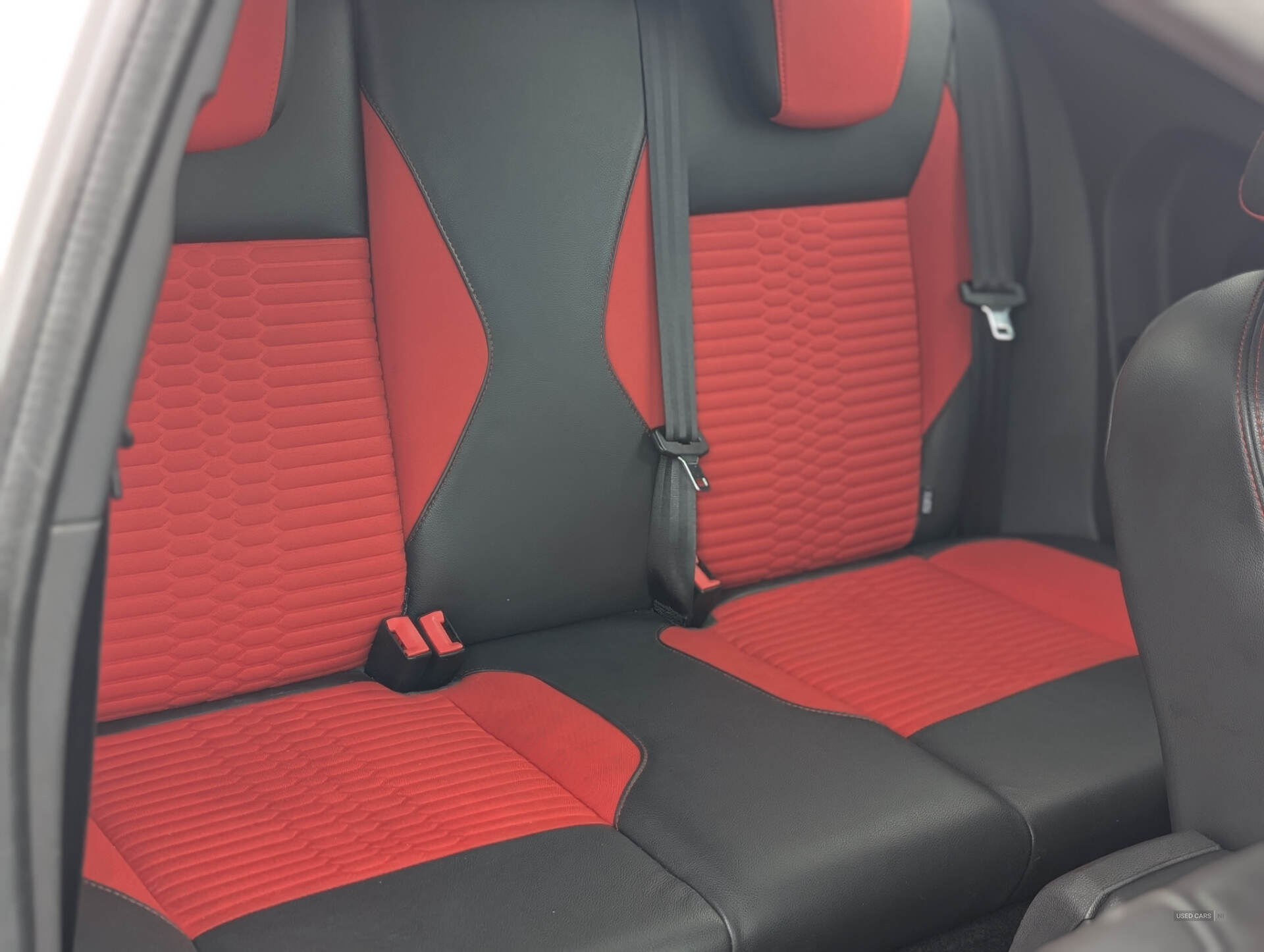 Car Thumbnail 14