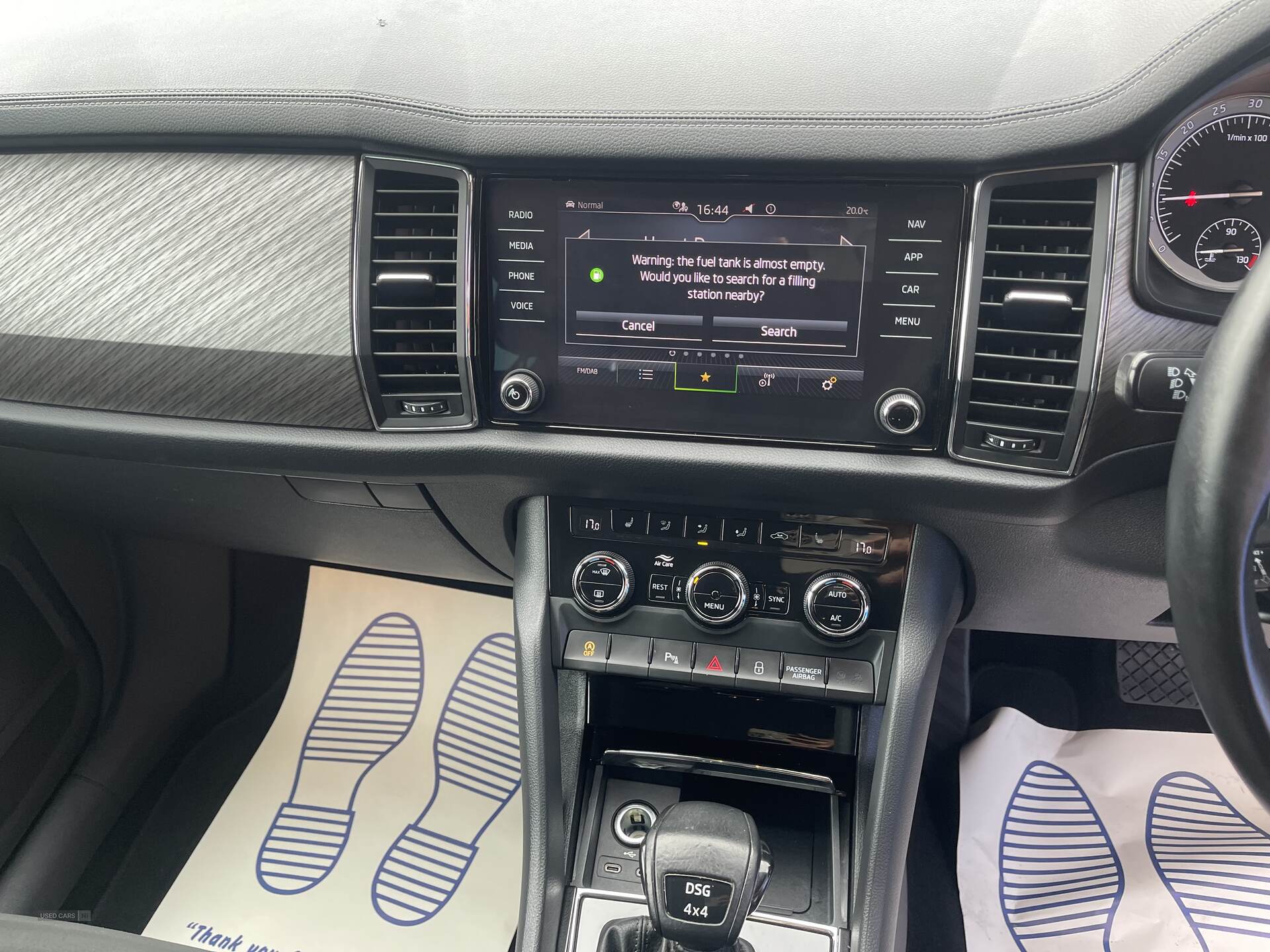Car Thumbnail 22