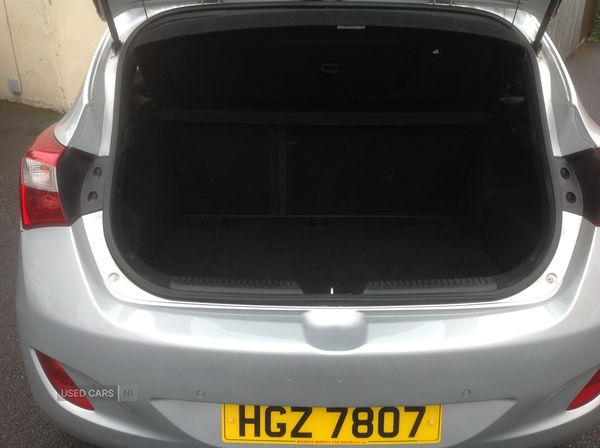 Hyundai i30 DIESEL HATCHBACK in Down