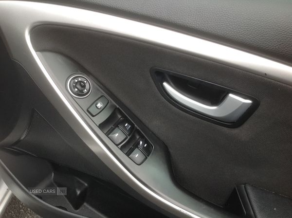 Hyundai i30 DIESEL HATCHBACK in Down