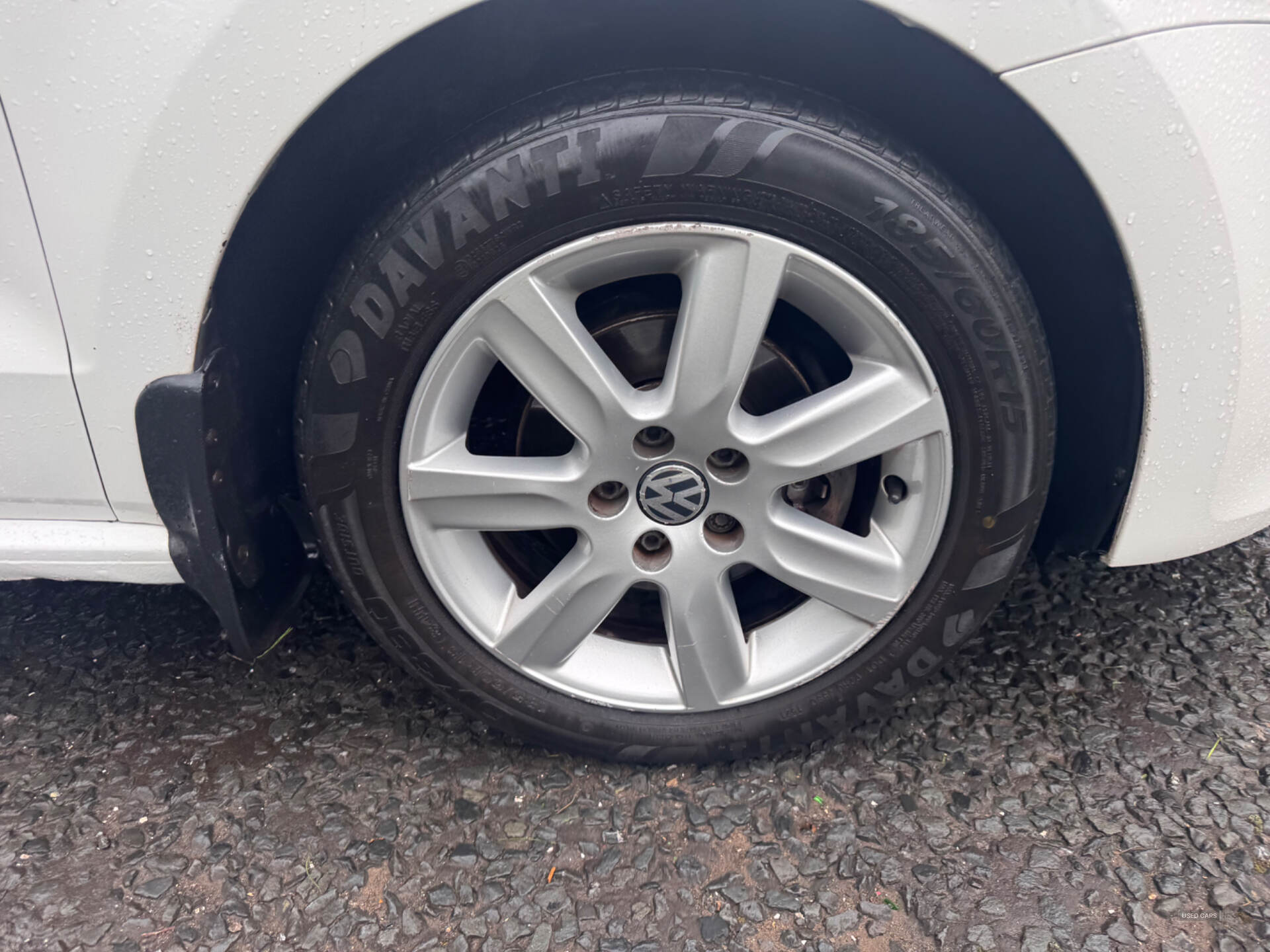 Volkswagen Polo HATCHBACK in Down