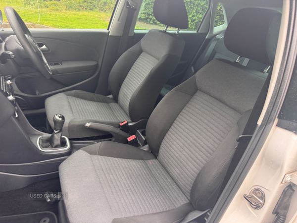 Volkswagen Polo HATCHBACK in Down
