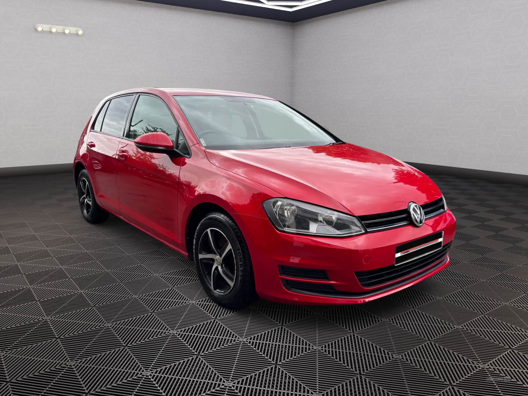 Volkswagen Golf HATCHBACK in Down