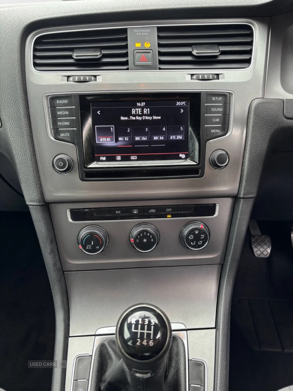 Volkswagen Golf HATCHBACK in Down