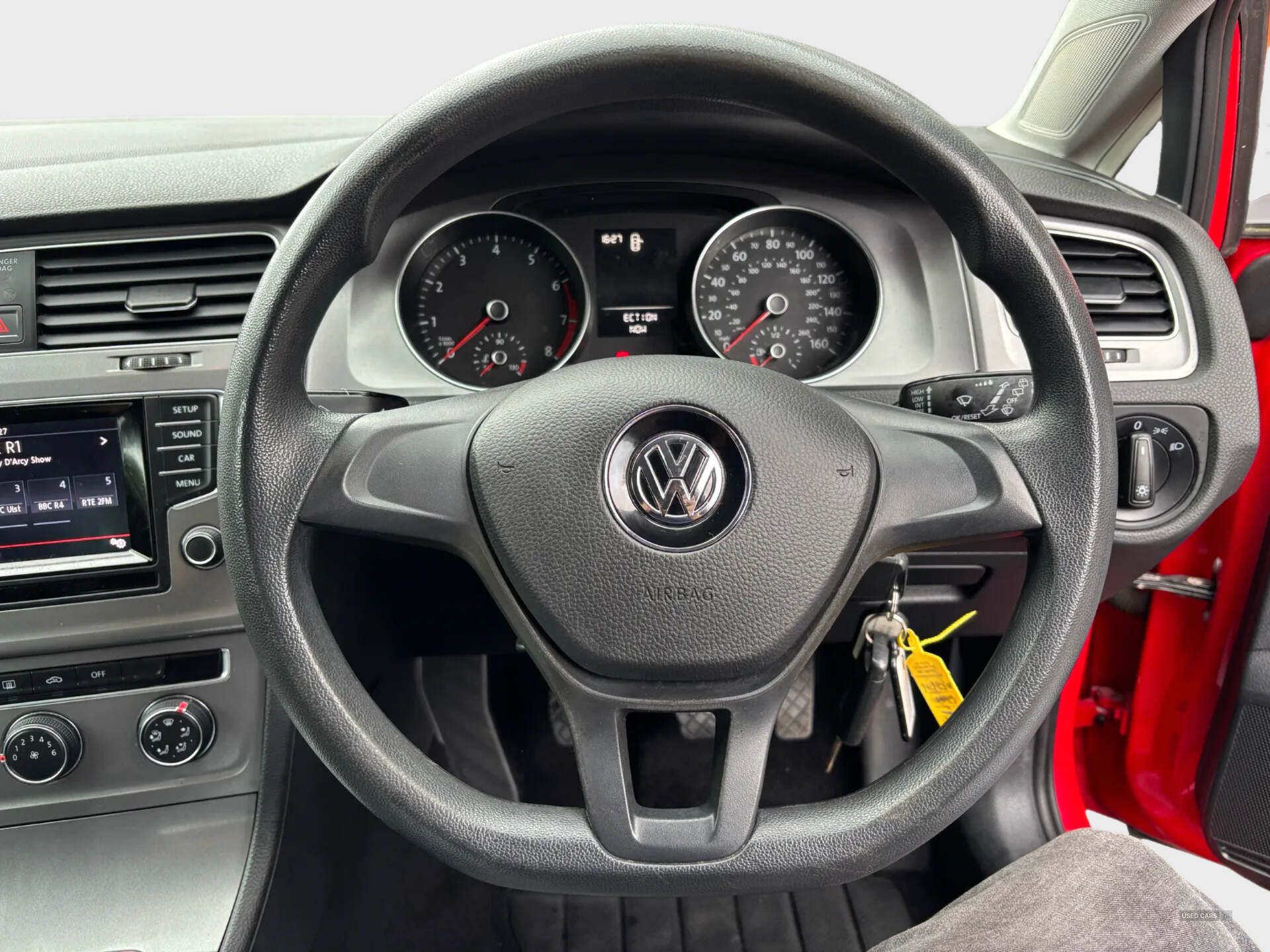 Volkswagen Golf HATCHBACK in Down