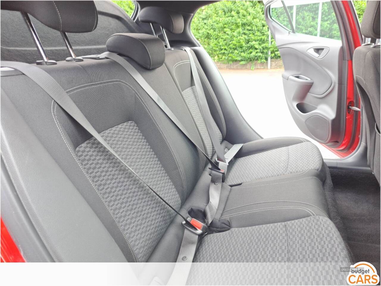 Car Thumbnail 18