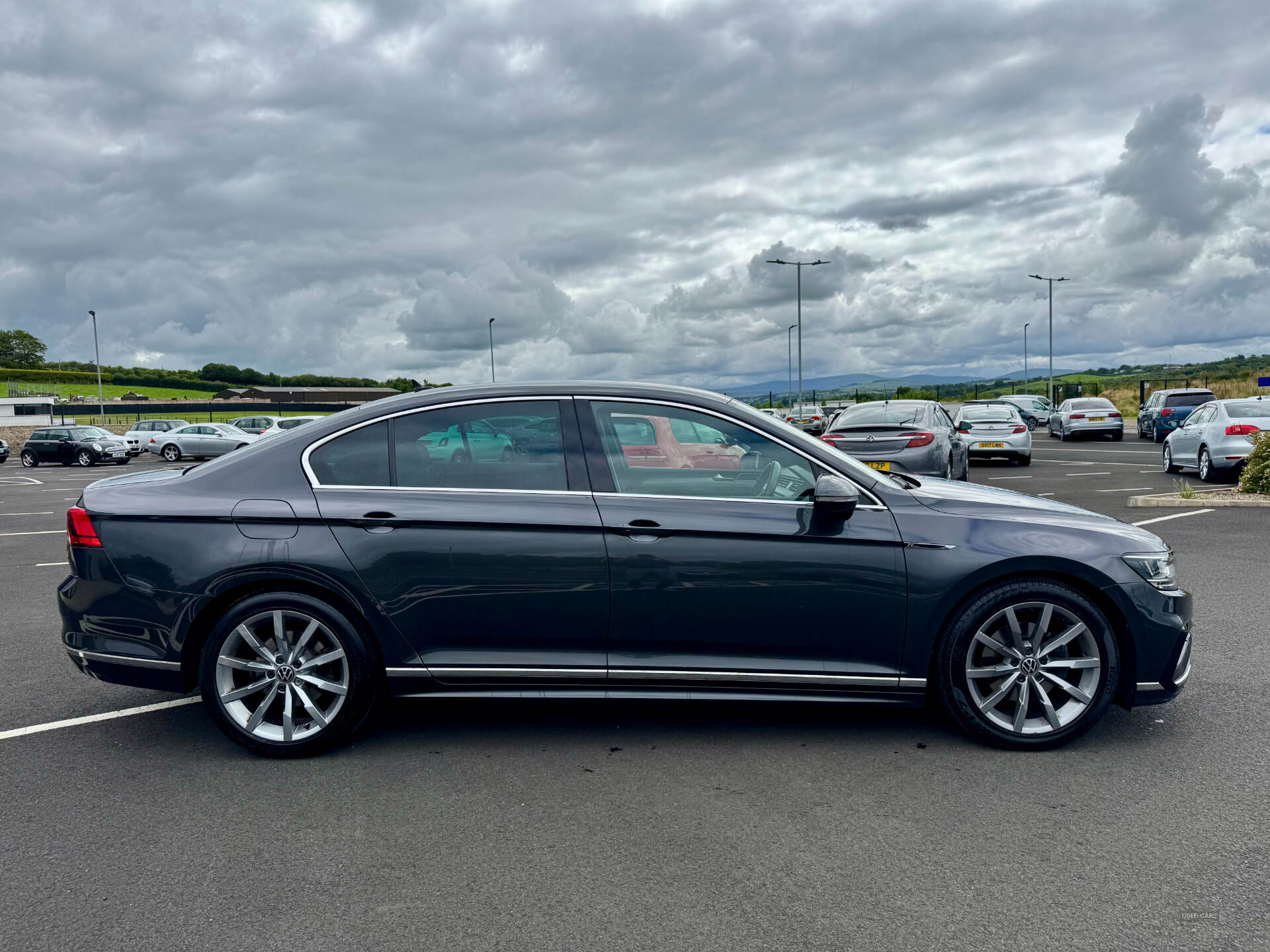 Volkswagen Passat DIESEL SALOON in Derry / Londonderry
