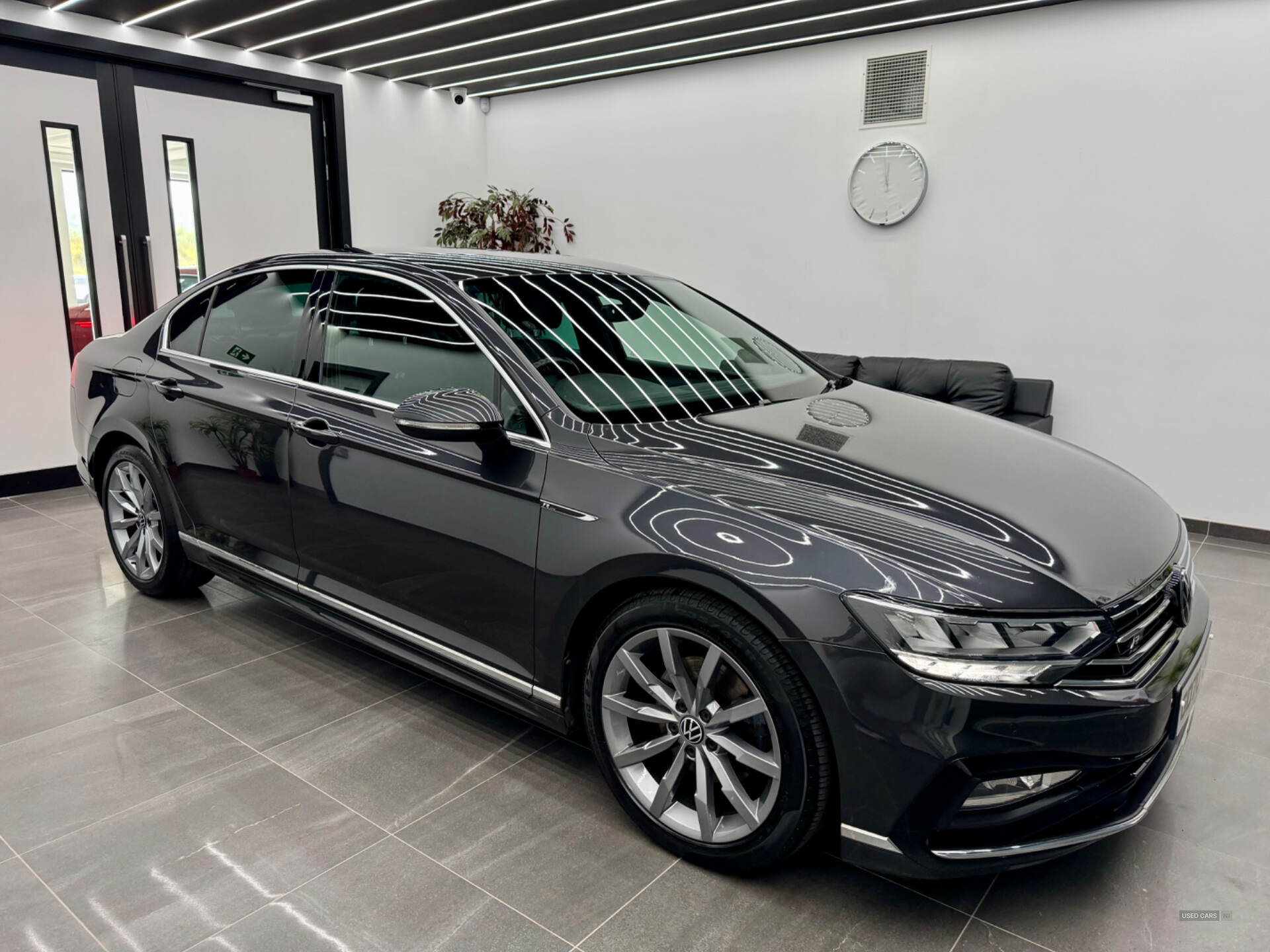 Volkswagen Passat DIESEL SALOON in Derry / Londonderry
