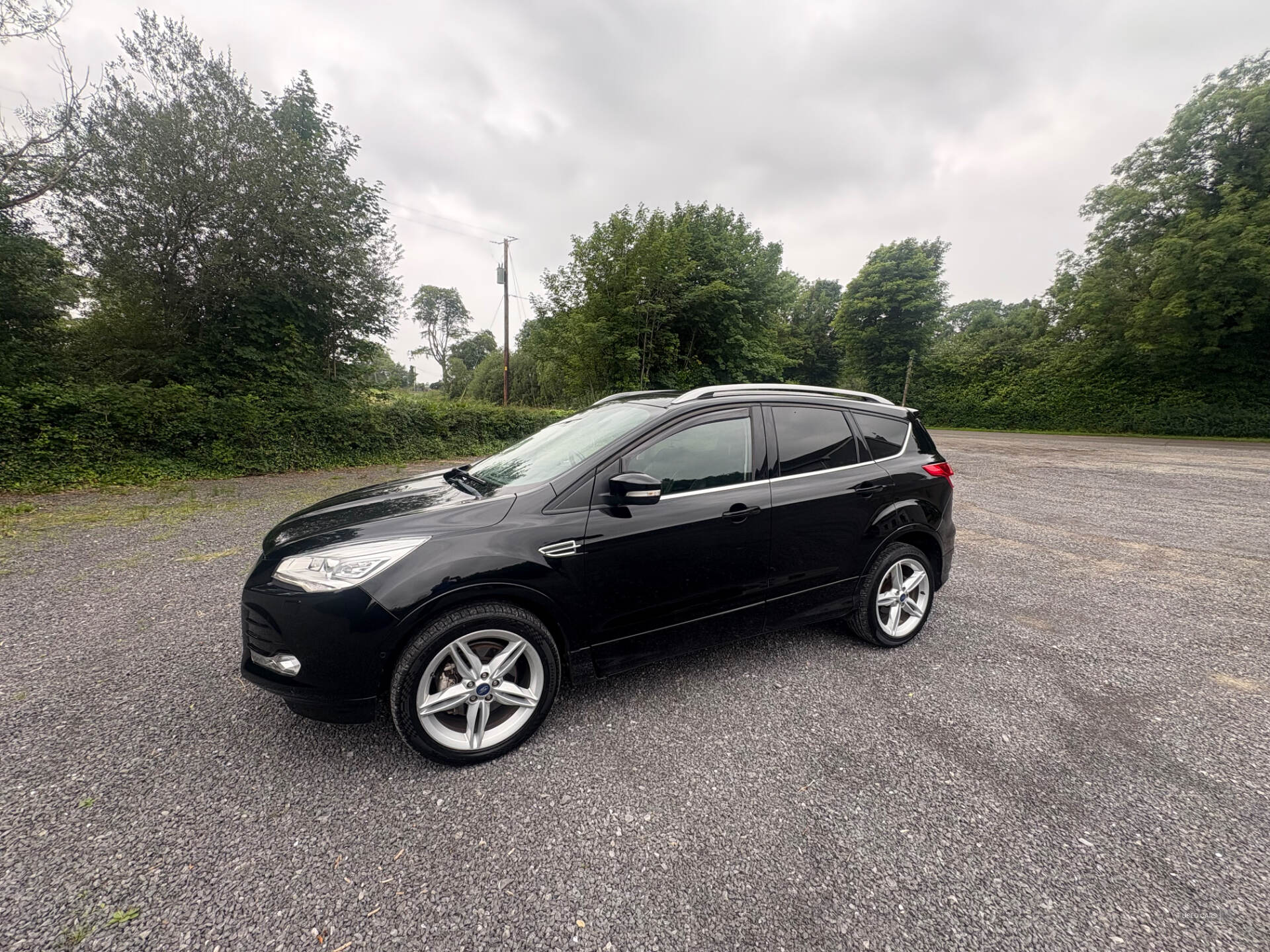 Ford Kuga DIESEL ESTATE in Fermanagh