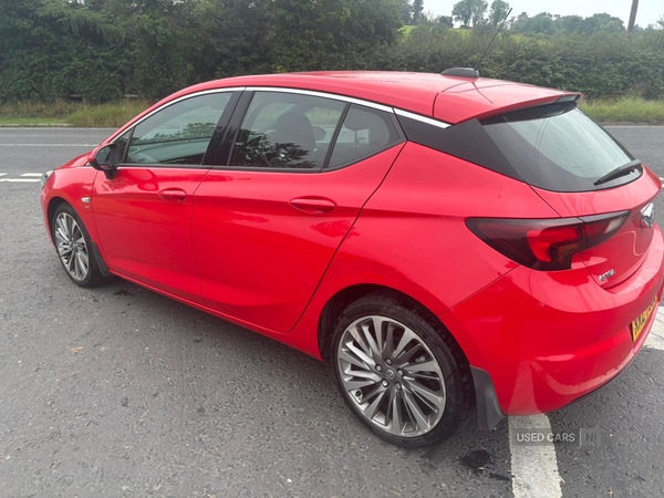 Vauxhall Astra DIESEL HATCHBACK in Down