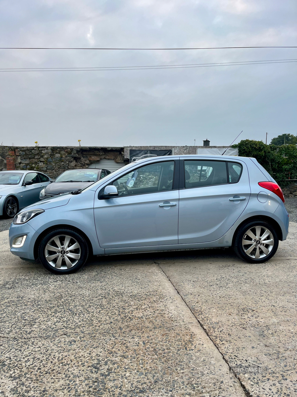 Hyundai i20 DIESEL HATCHBACK in Down
