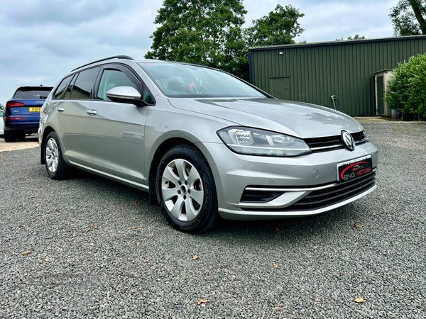 Volkswagen Golf DIESEL ESTATE in Antrim