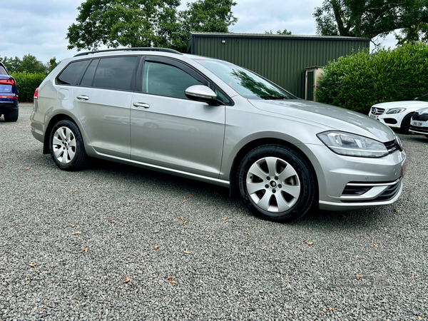 Volkswagen Golf DIESEL ESTATE in Antrim