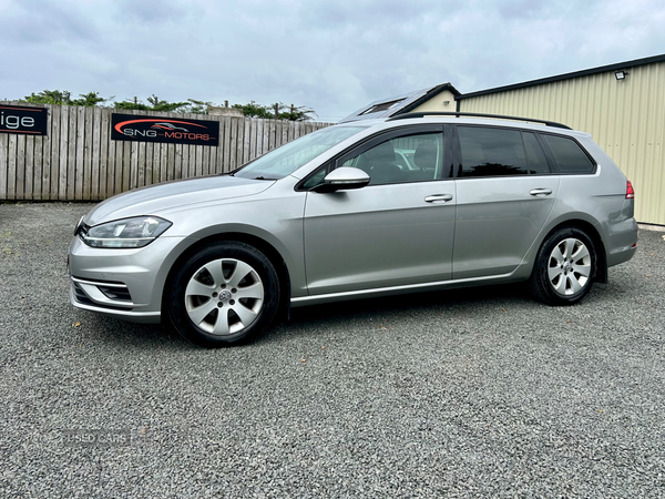 Volkswagen Golf DIESEL ESTATE in Antrim