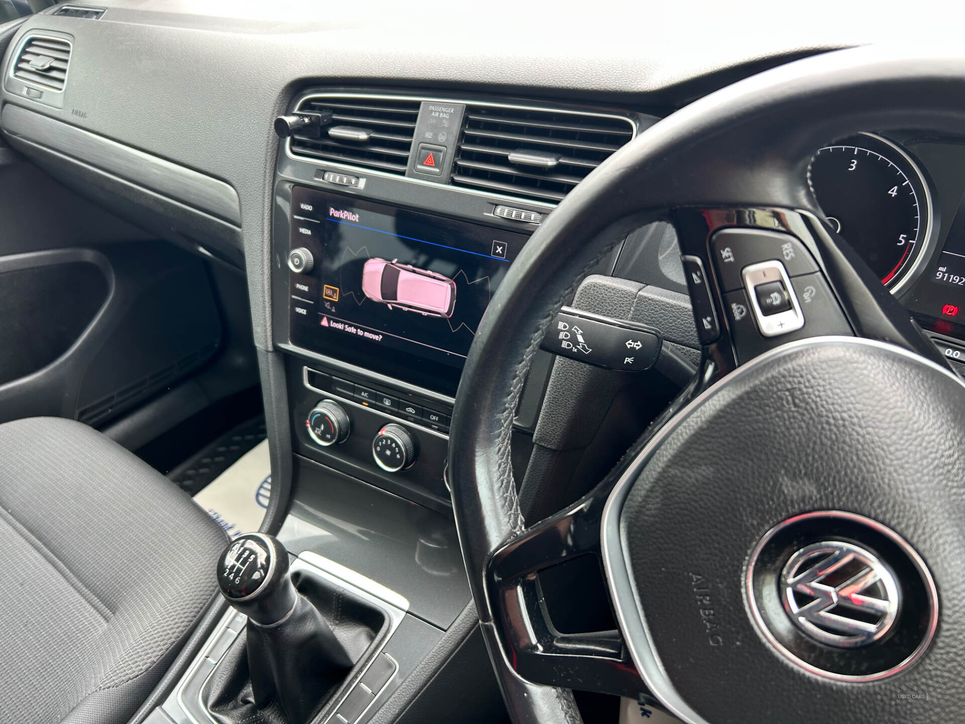 Volkswagen Golf DIESEL ESTATE in Antrim
