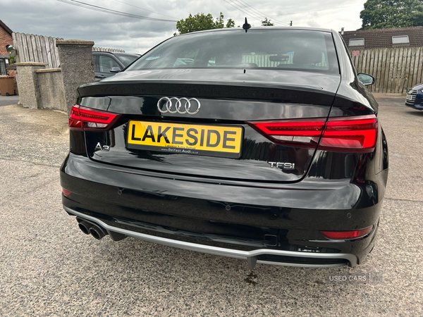 Audi A3 SALOON in Down