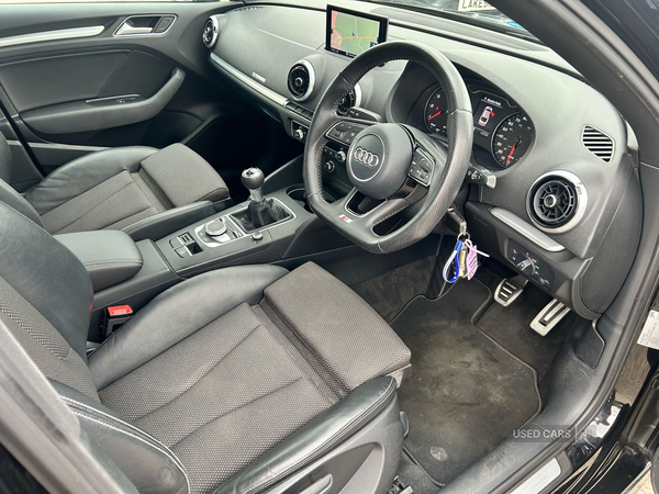 Audi A3 SALOON in Down