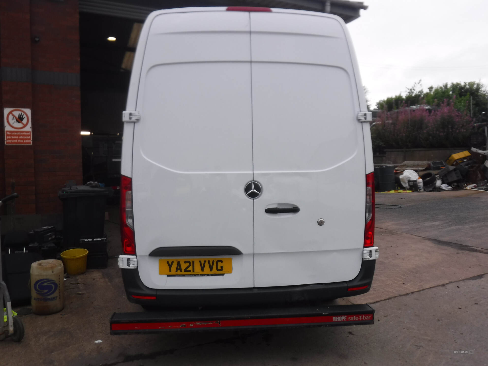 Mercedes Sprinter 315CDI L2 DIESEL RWD in Down