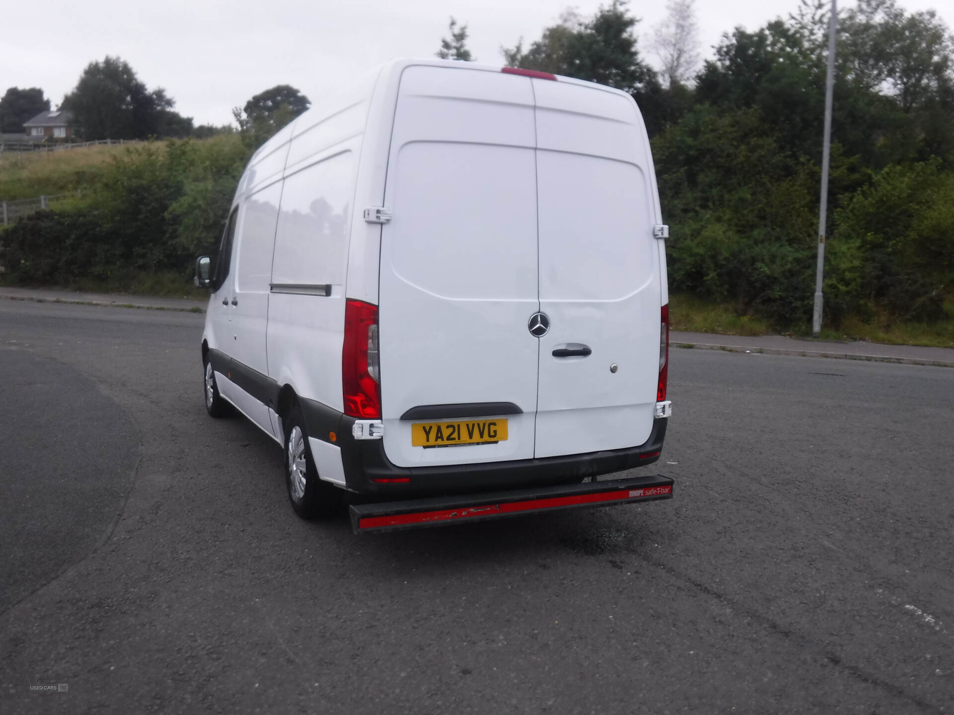 Mercedes Sprinter 315CDI L2 DIESEL RWD in Down
