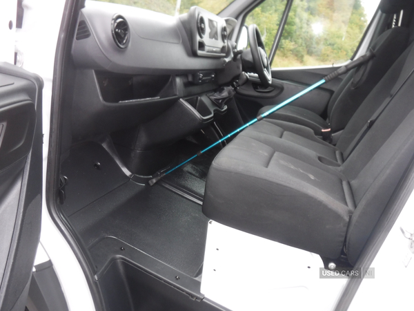 Mercedes Sprinter 315CDI L2 DIESEL RWD in Down