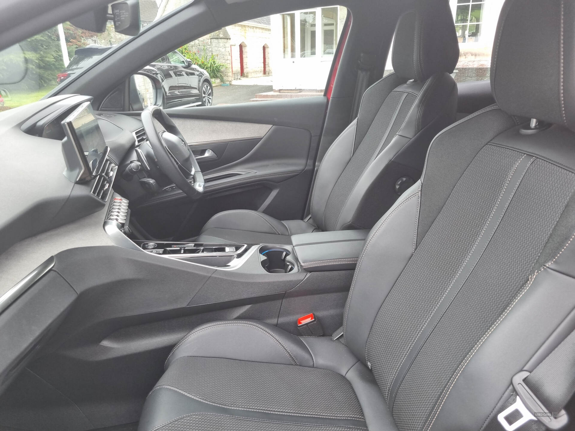 Car Thumbnail 21