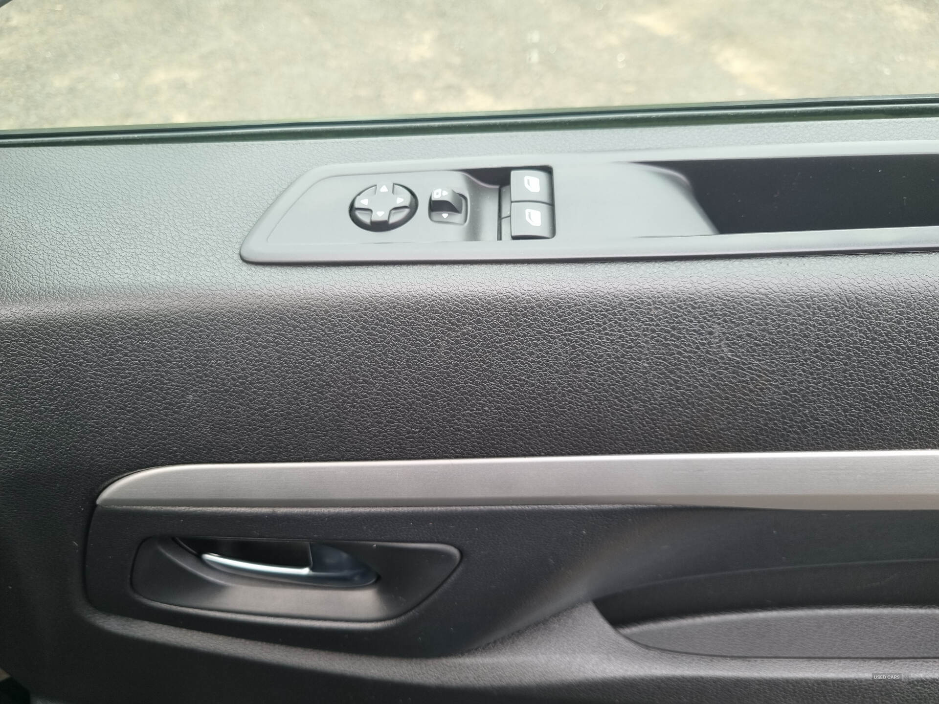 Car Thumbnail 17
