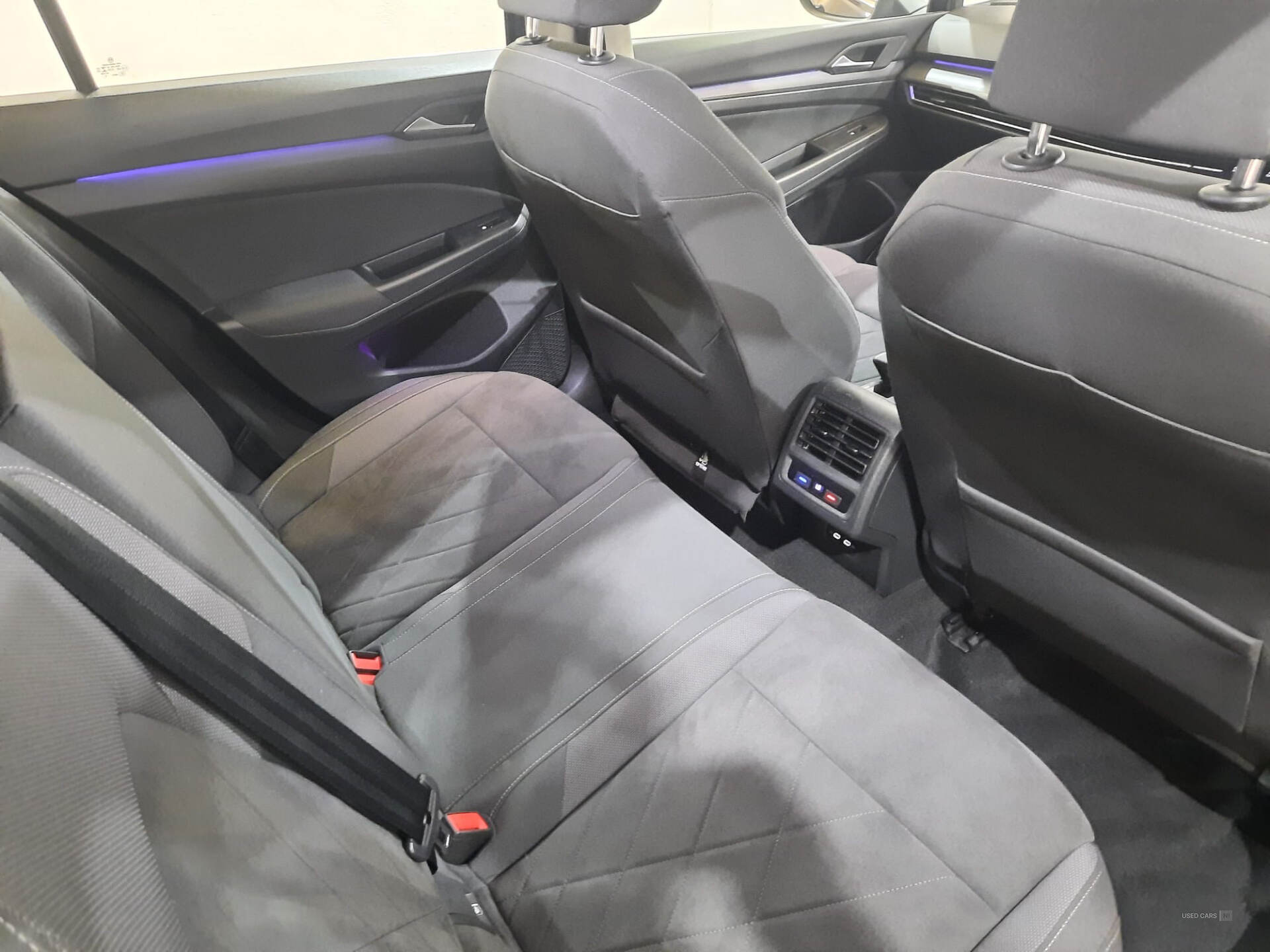 Car Thumbnail 23