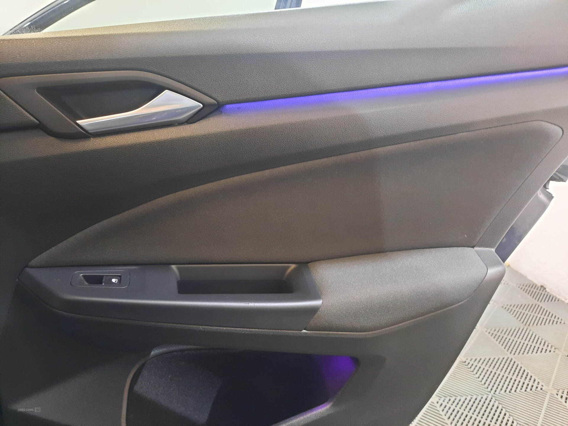 Car Thumbnail 29