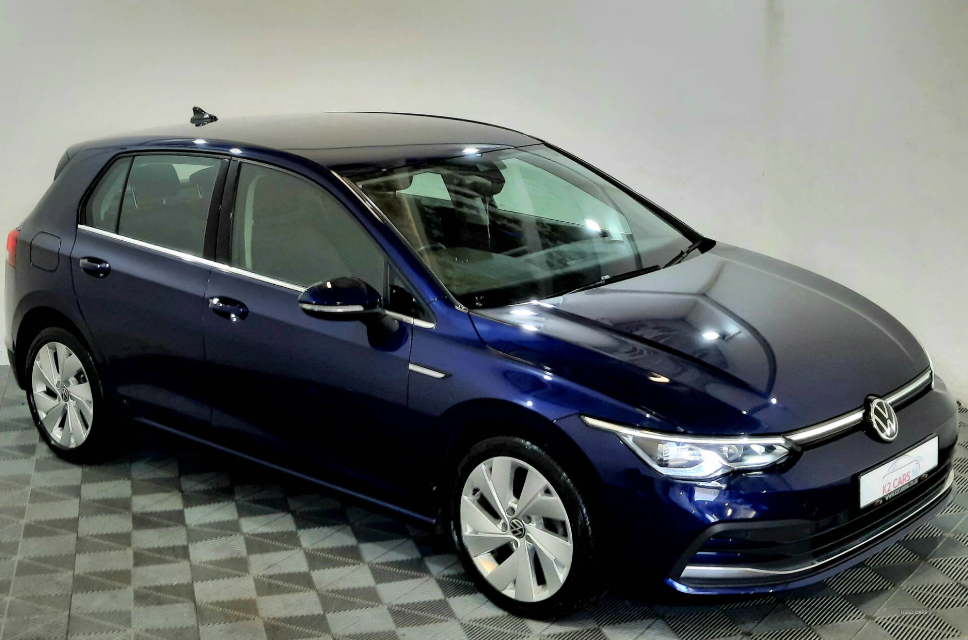 Main Car