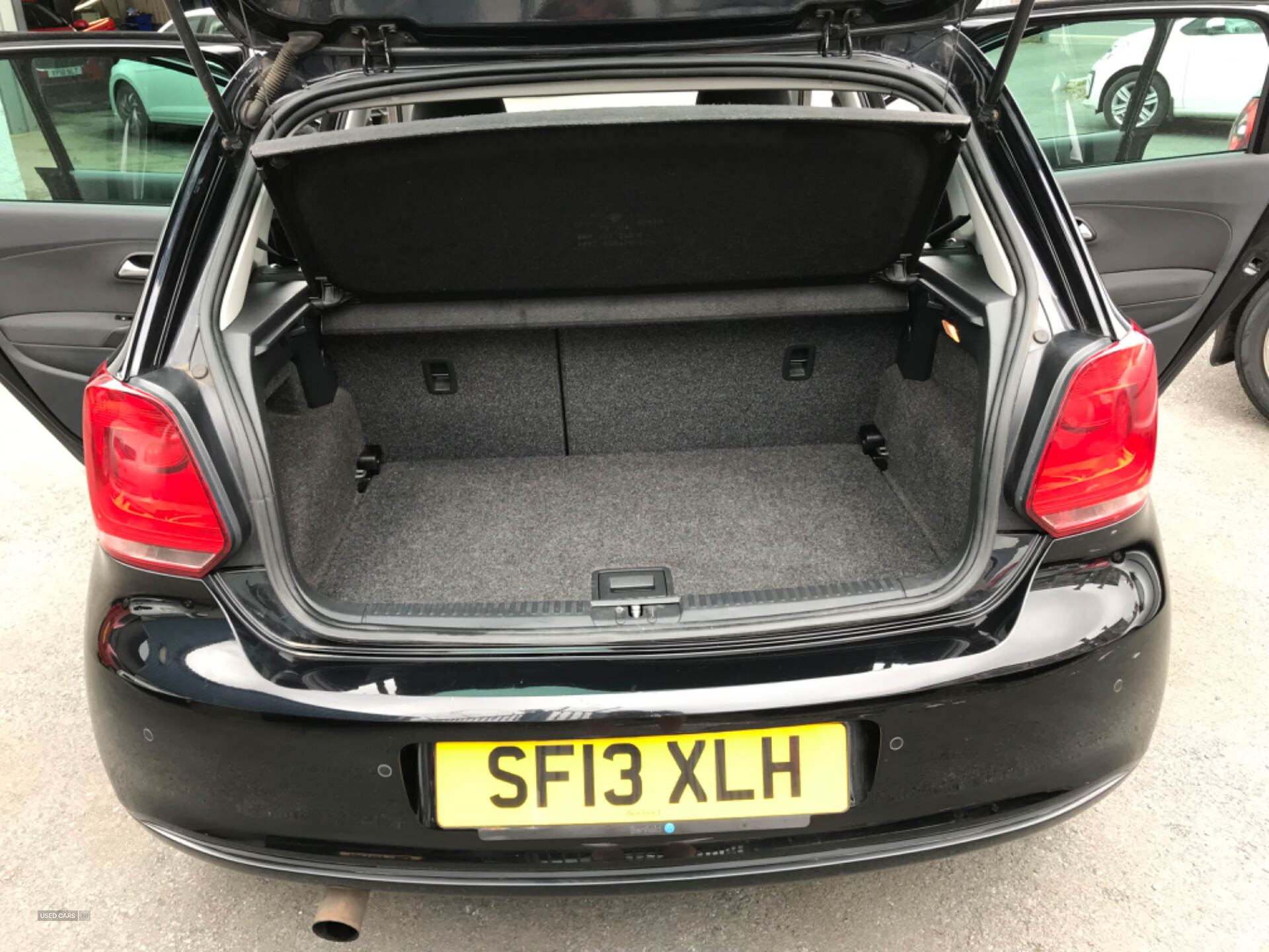 Car Thumbnail 6