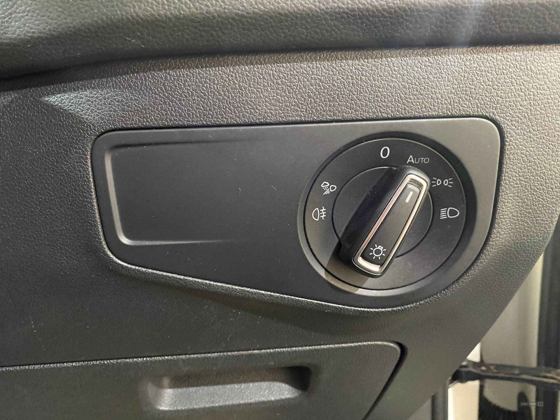 Car Thumbnail 7