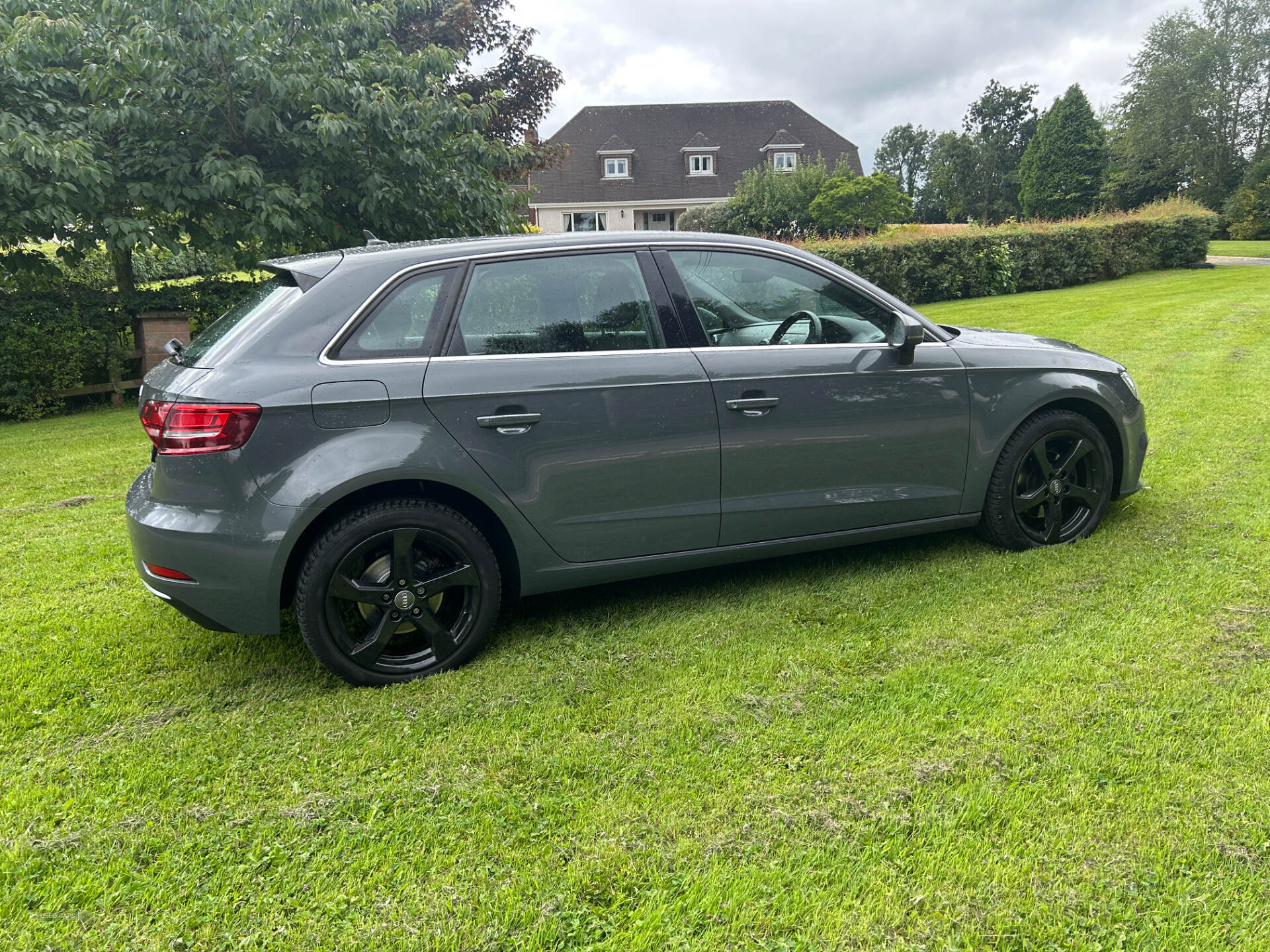 Car Thumbnail 1
