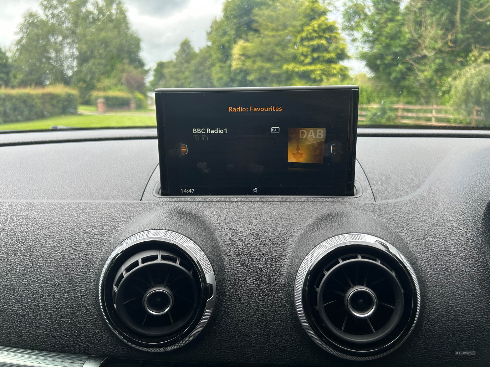 Car Thumbnail 7