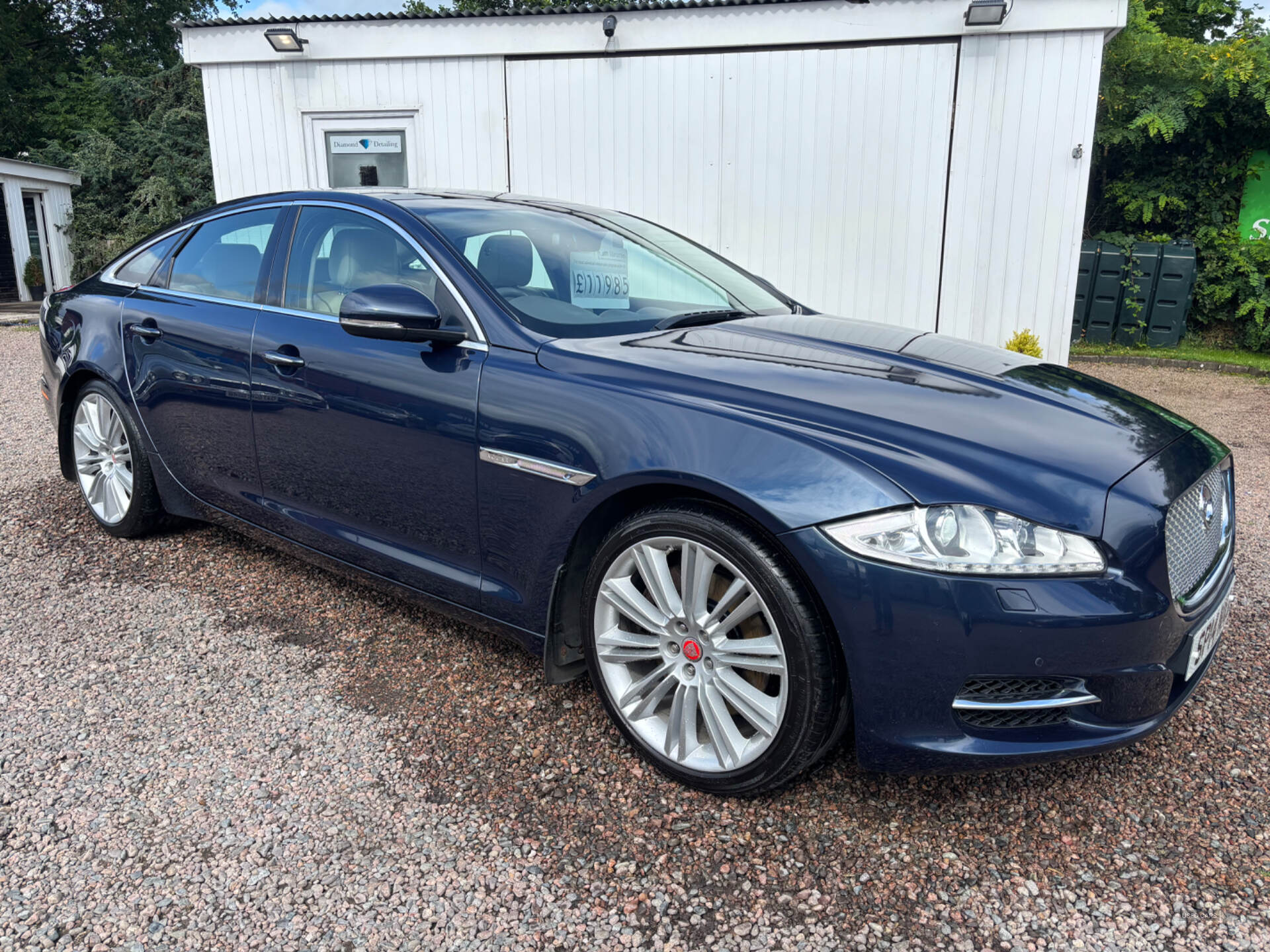 Jaguar XJ Series DIESEL SALOON in Antrim