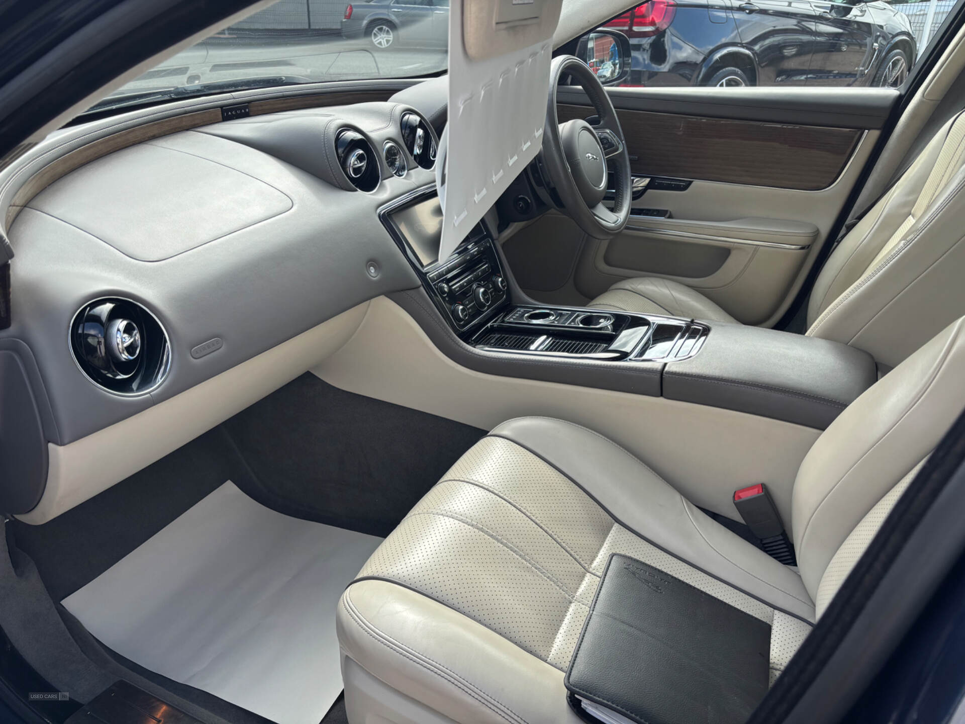 Jaguar XJ Series DIESEL SALOON in Antrim