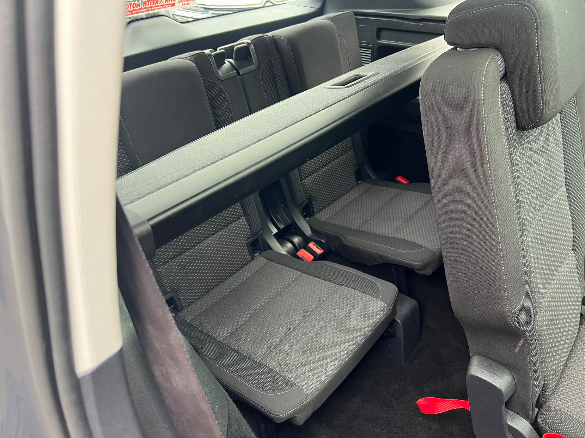 Volkswagen Touran DIESEL ESTATE in Antrim