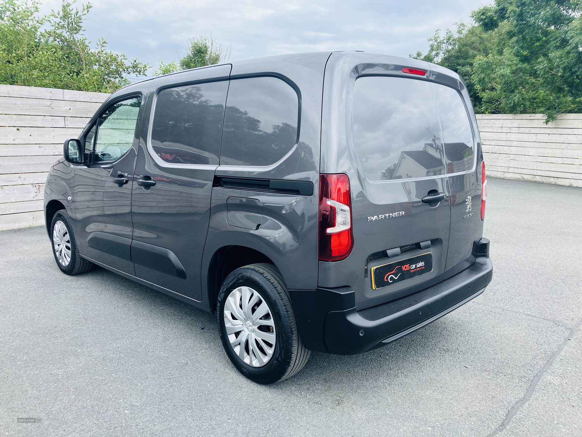 Peugeot Partner STANDARD DIESEL in Down
