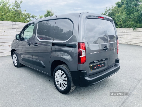 Peugeot Partner STANDARD DIESEL in Down