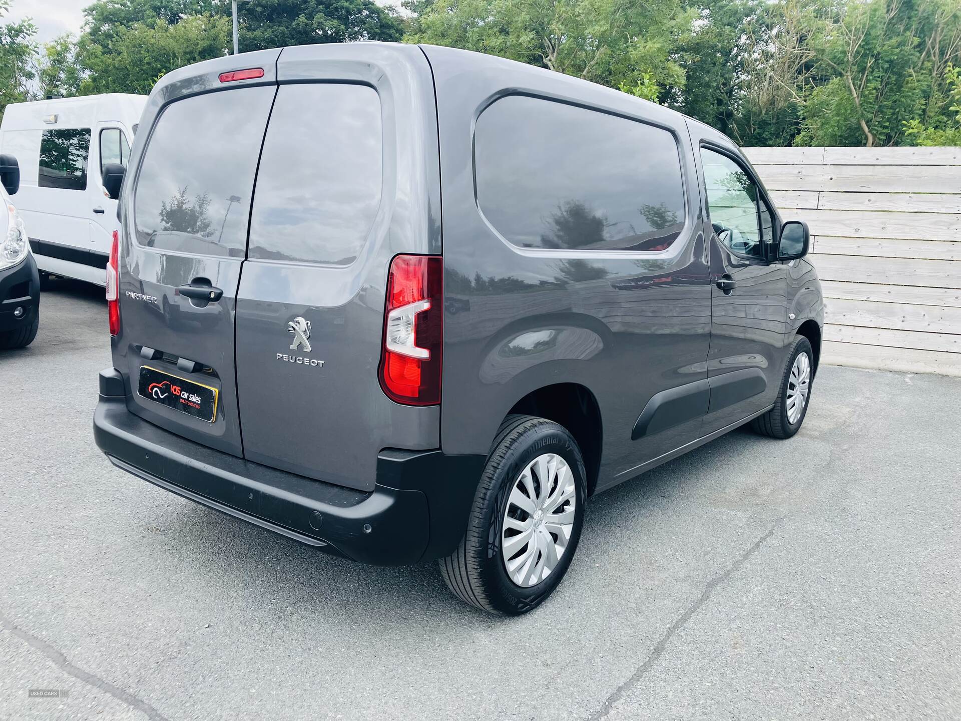 Peugeot Partner STANDARD DIESEL in Down