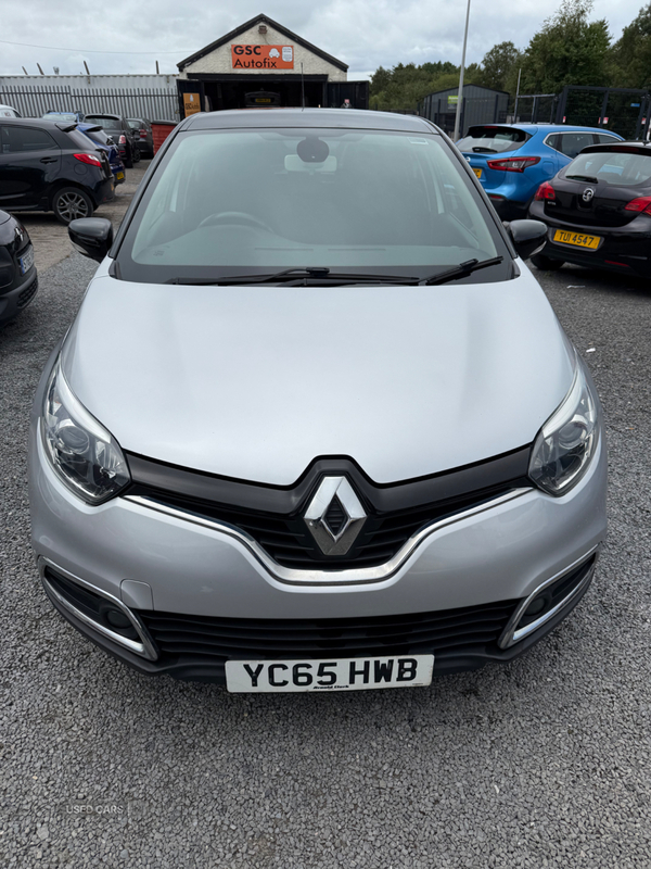 Renault Captur HATCHBACK in Down