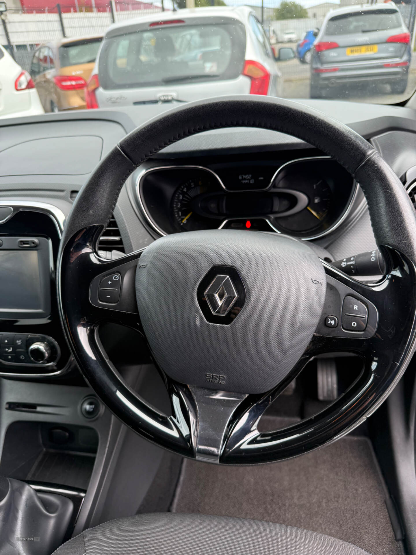 Renault Captur HATCHBACK in Down