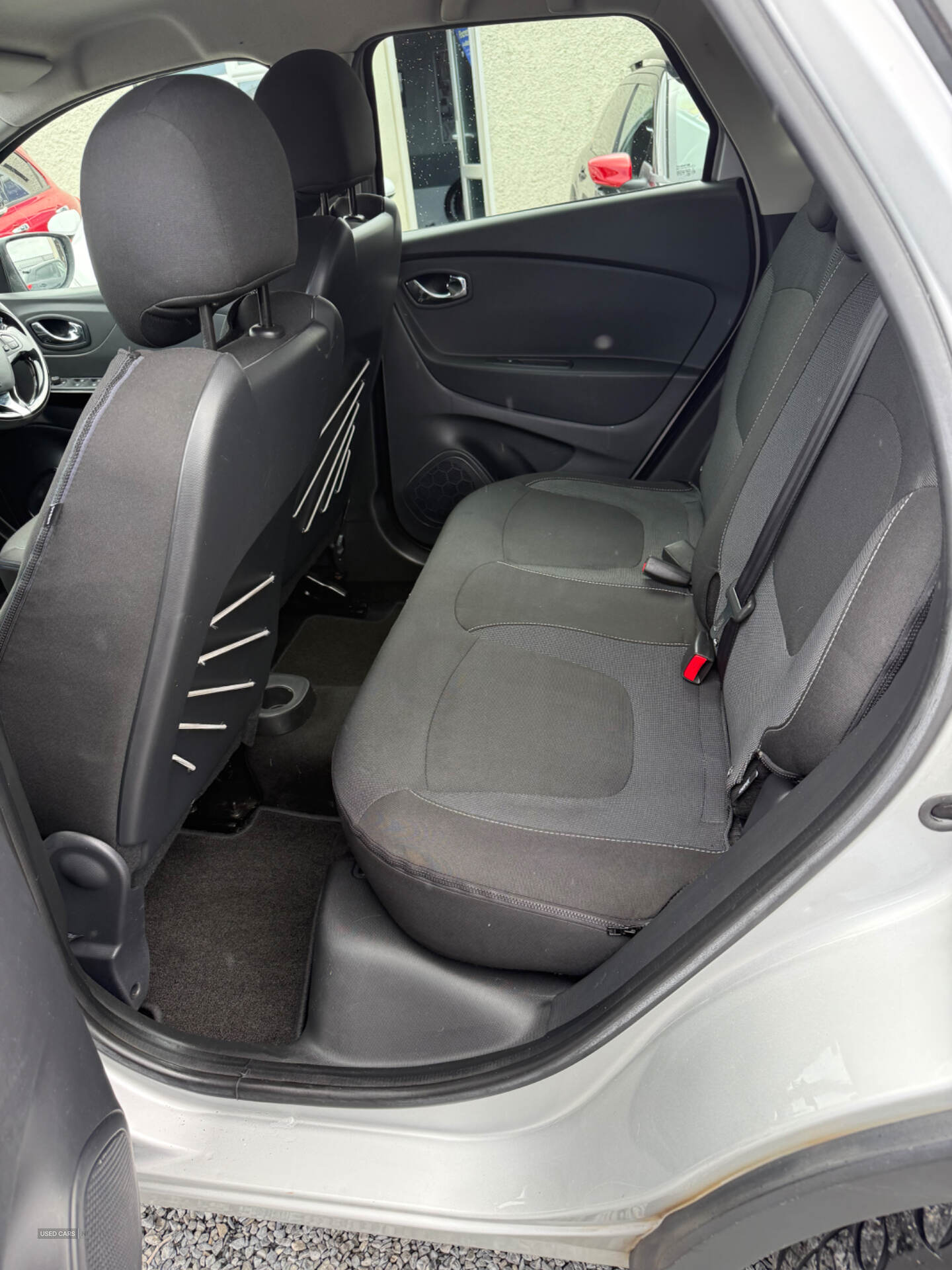 Renault Captur HATCHBACK in Down