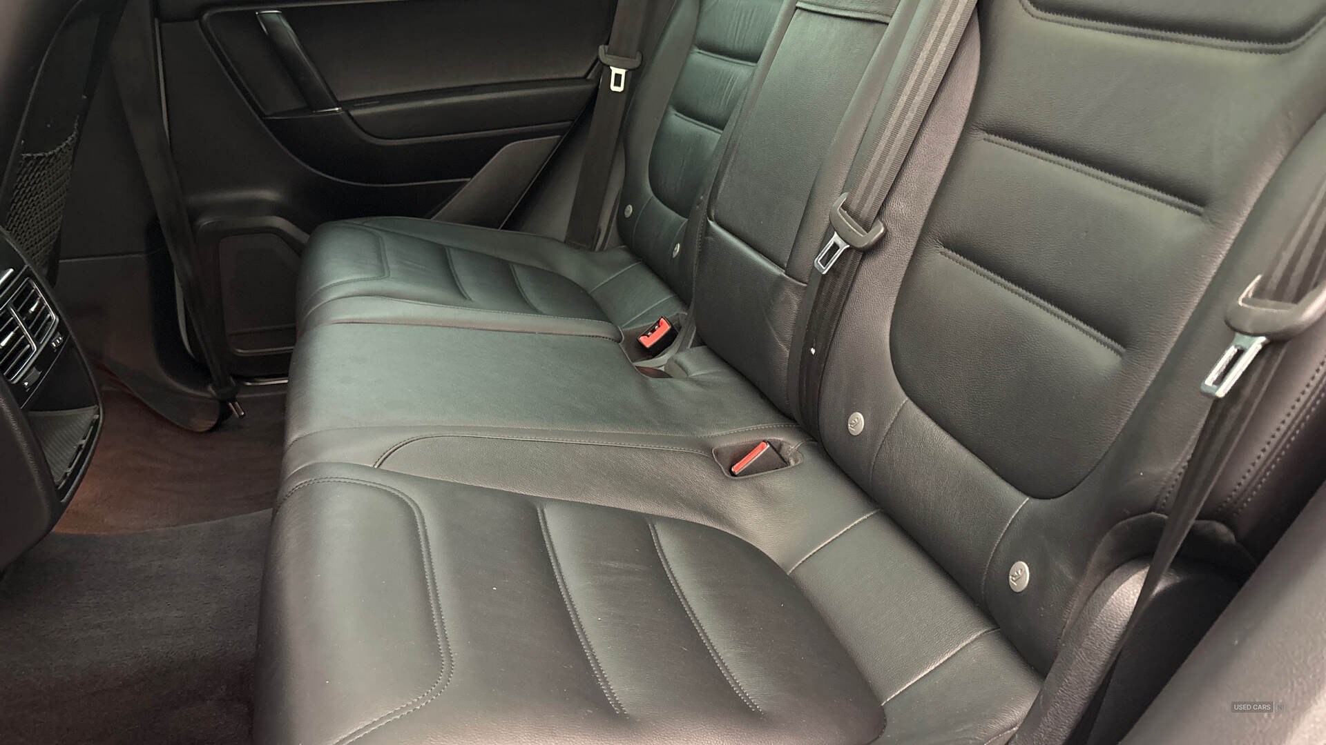 Volkswagen Touareg DIESEL ESTATE in Tyrone